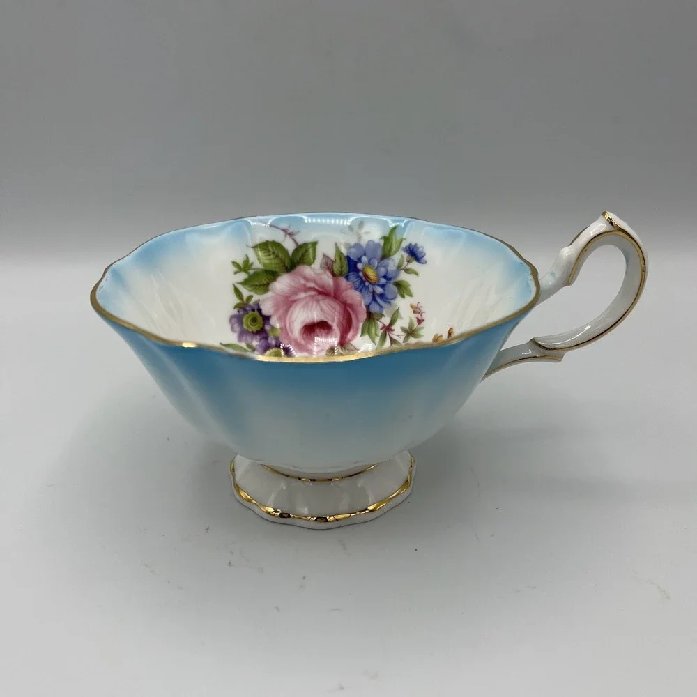 Vtg Queen Anne Cup Saucer Turquoise Blue‎ Floral Cabbage Rose Footed Gold Trim